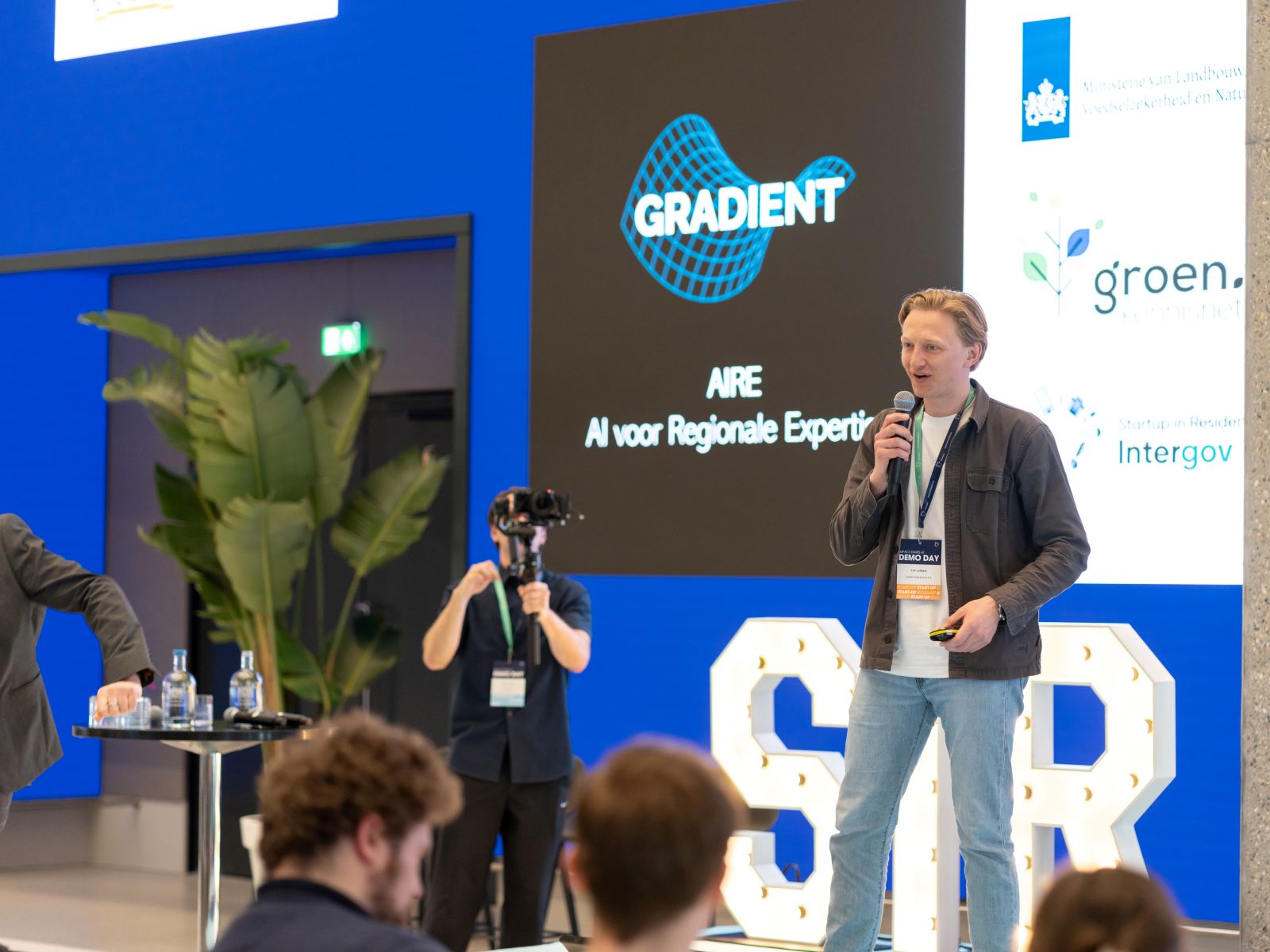 Team Gradient wins 2nd prize at Open Government Hackathon